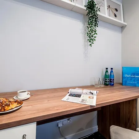 Rent Like - Serenity Iii - Old Town Apartment *
